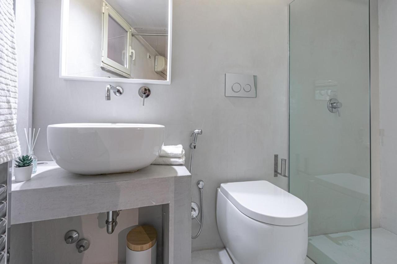Lucrezia Apartment - Close To Piazza Navona Rome Buitenkant foto