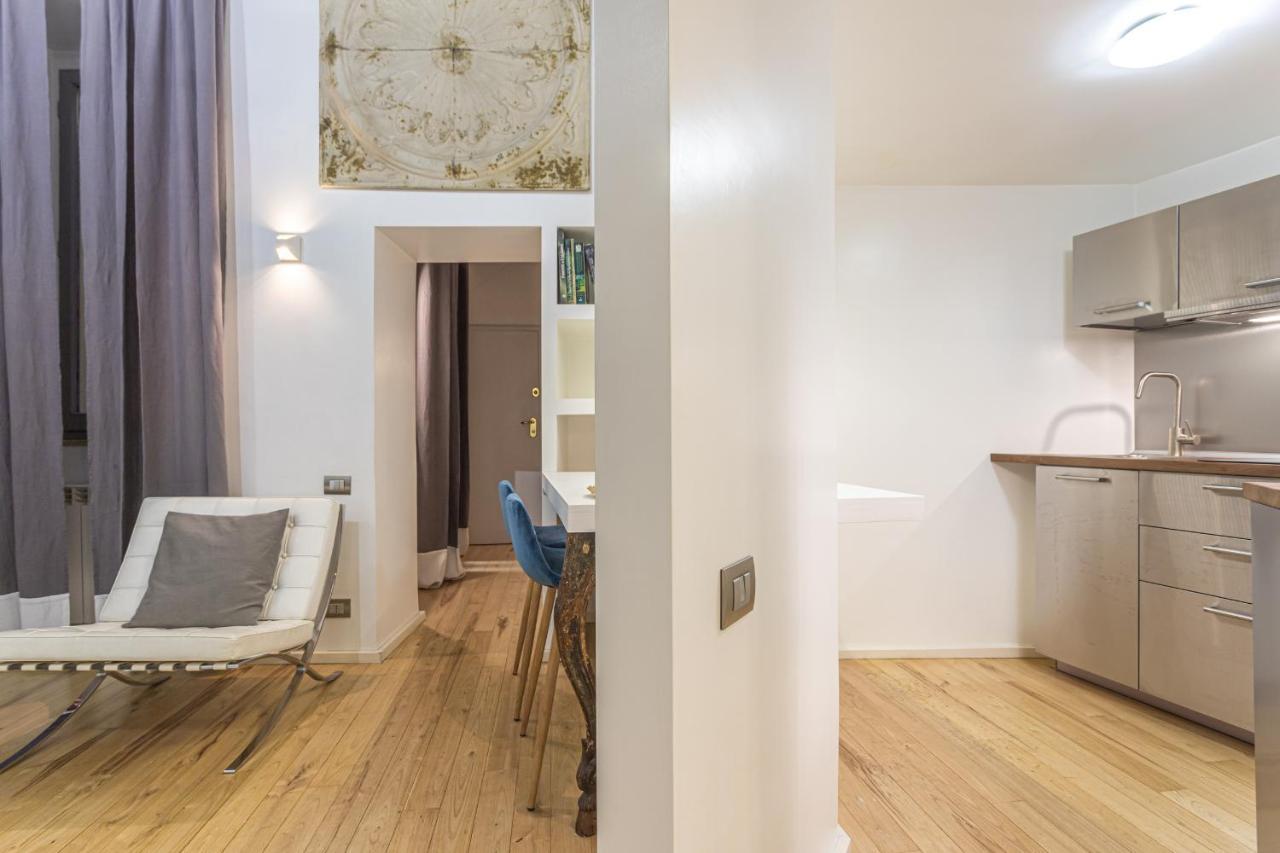 Lucrezia Apartment - Close To Piazza Navona Rome Buitenkant foto