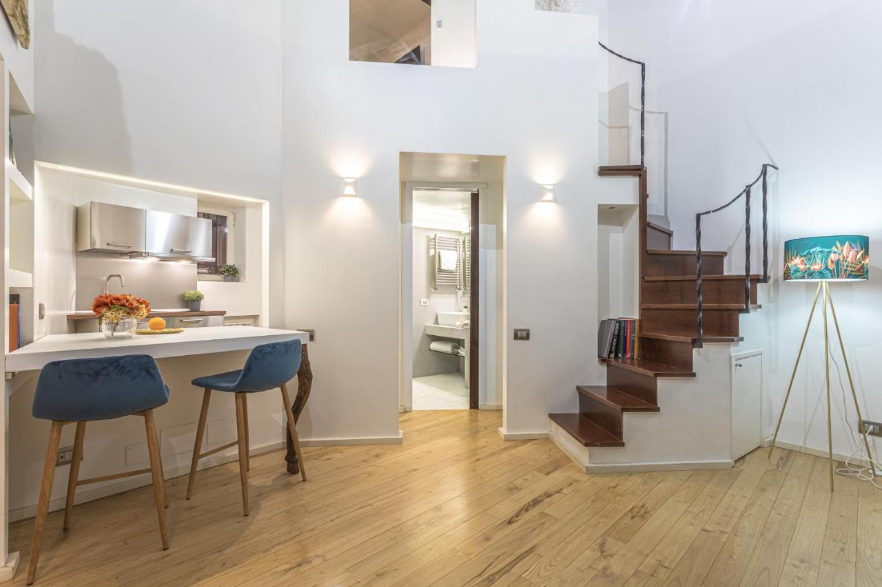 Lucrezia Apartment - Close To Piazza Navona Rome Buitenkant foto