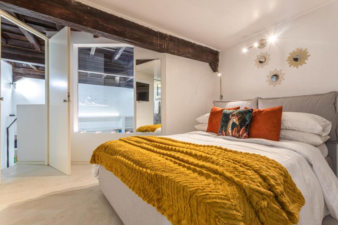 Lucrezia Apartment - Close To Piazza Navona Rome Buitenkant foto